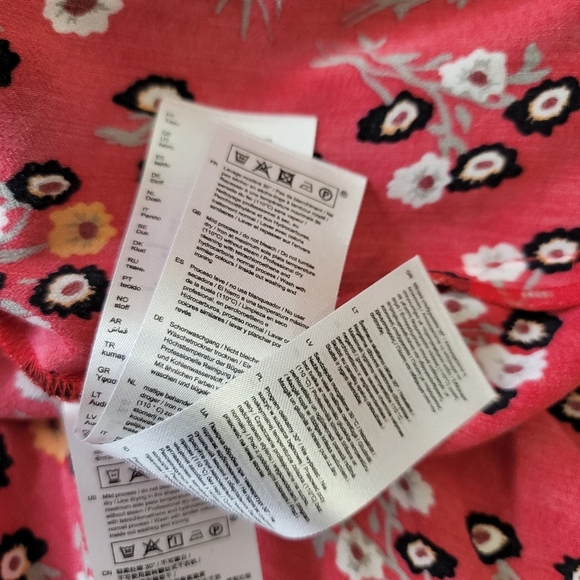 MAJE  V neck Rayelle Flower-print Crepe Dress In Imprime - Picture 11 of 15